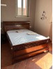 MOBILI 2G - Camera da letto completa classica legno traforata noce bassano vista frontale