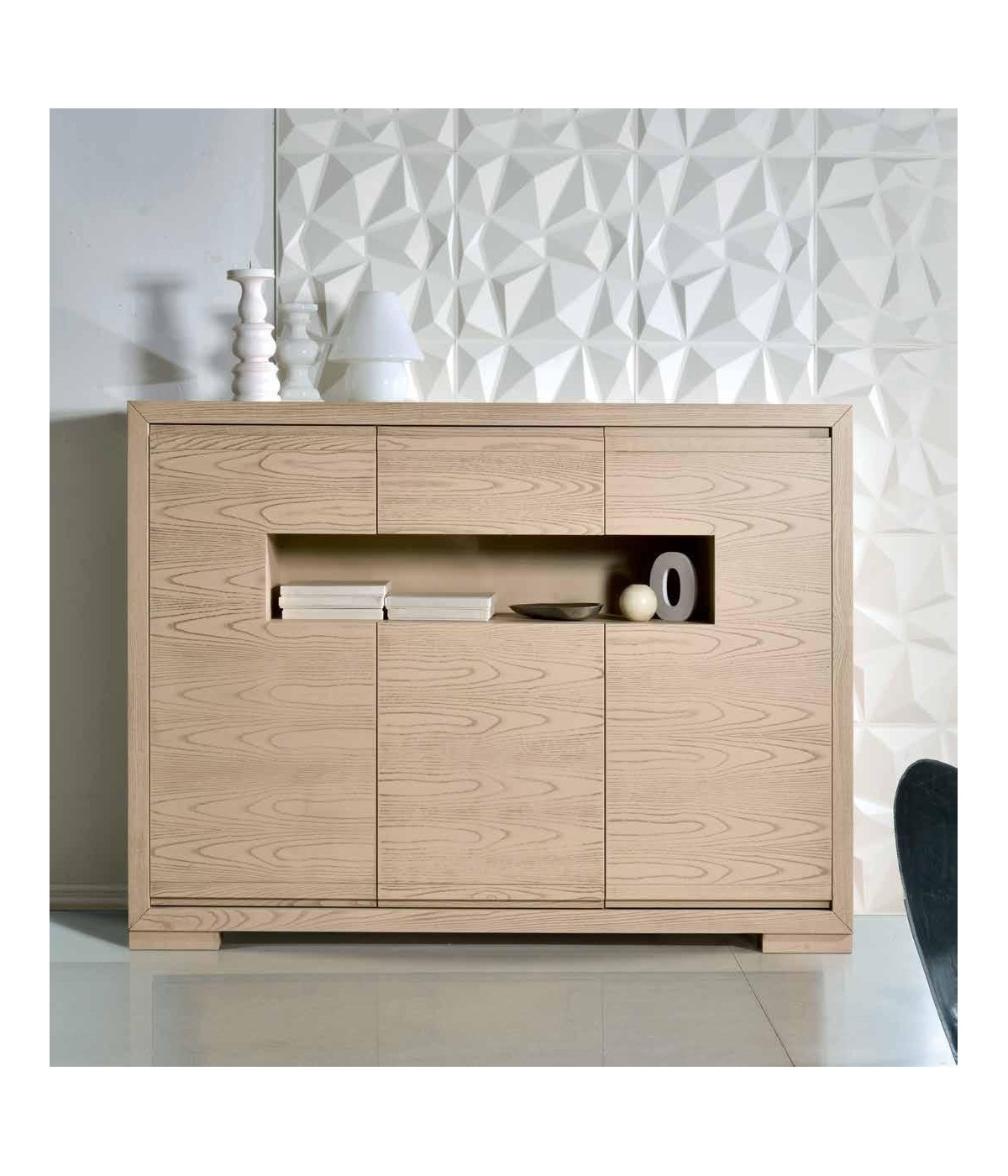 CREDENZA ALTA IN FRASSINO ONICE PATINATO 3 PORTE E VANO A GIORNO CO...