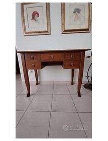 SCRIVANIA IN LEGNO ARTE POVERA 5 CASSETTI TINTA NOCE 130x65x81 (110)
