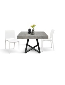 Tavolo rettangolare moderno allungabile piano grigio cemento gambe nere 95x90x75,5 vista frontale