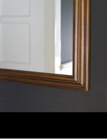 Specchiera in legno tinta noce rettangolare Misure: 49 x 69 x 3