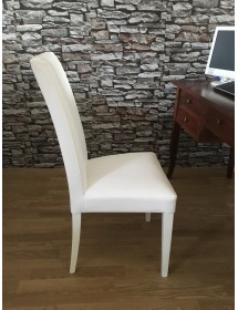MOBILI 2G - SET 2 SEDIE MODERNE LEGNO ECOPELLE IMBOTTITA BIANCO vista laterale