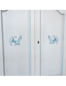 Armadio 2 porte legno shabby bianco anticato filo azzurro pavoncella 125X61X200 VISTA FRONTALE