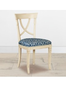 Set tavolo legno shabby avorio anticato intarsiato 160x100x80 con 6 sedie imbottite