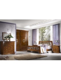 Gruppo 1 Cassettiera 2 Comodini intagliati legno noce bassano