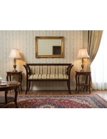 MOBILI 2G - DIVANETTO IMBOTTITO IN LEGNO INTAGLIATO CON FREGI