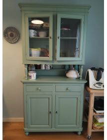 Cristalliera 2 porte arte povera legno verde salvia 104X43X205