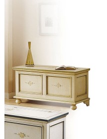 MOBILI 2G - Cassapanca in legno arte povera laccato avorio con profilo verde L.100 x P.44 H.51