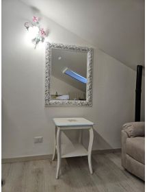 Tavolino shabby legno bianco anticato filo azzurro decoro 50x50x63