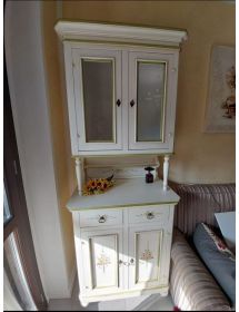 Cristalliera 2 ante legno shabby bianco decorato filo verde 82x43x205