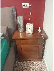 COMODINO ARTE POVERA IN LEGNO 3 CASSETTI TINTA NOCE 60X35X70 (176)