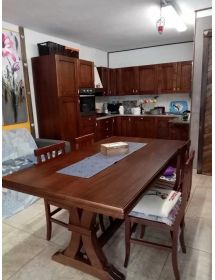 Soggiorno completo legno arte povera tinta noce