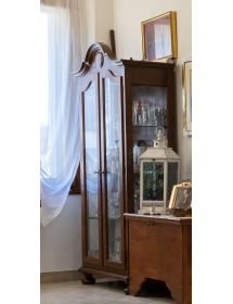 VETRINA CLASSICA 2 PORTE IN LEGNO TINTA NOCE L.103 P.45 H.197 (958)