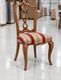 Sedia Classica Imbottita in Legno con Schienale Lavorato - Colori e...