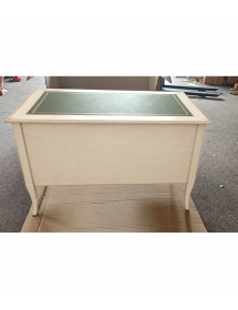 SCRIVANIA IN LEGNO AVORIO PATINATO INSERTO PELLE L.130 P.74 H.83