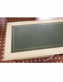 SCRIVANIA IN LEGNO AVORIO PATINATO INSERTO PELLE L.130 P.74 H.83