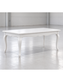 Soggiorno completo shabby chic bianco con decori
