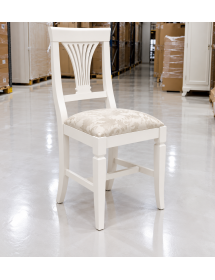 Soggiorno completo shabby chic bianco con decori