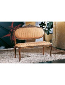 MOBILI 2G - DIVANETTO IMBOTTITO IN LEGNO INTAGLIATO CON FREGI