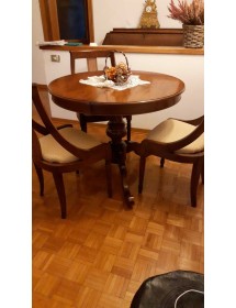 Tavolo rotondo allungabile in legno noce Bassano arte povera 120x120 cm