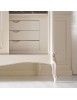 MOBILI 2G - ARMADIO 3 ANTE SCORREVOLI CLASSICO IN LEGNO CON INTAGLIO BIANCO L.260 P.69 H.225 vista frontale