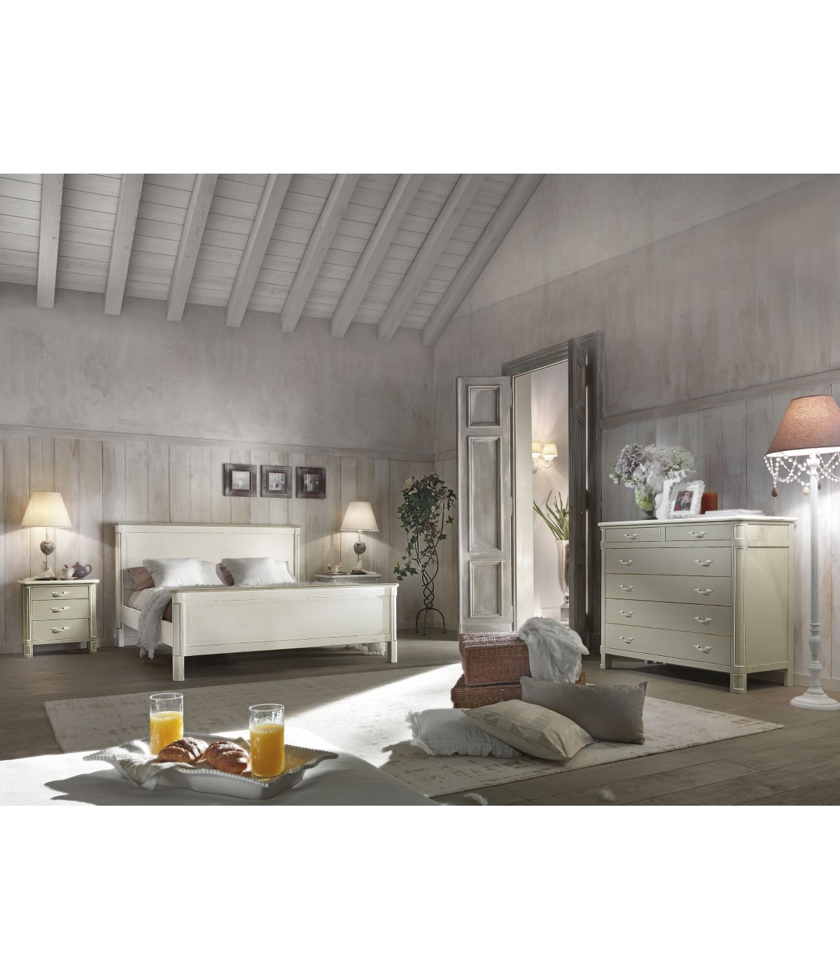 MOBILI 2G - CAMERA MATRIMONIALE SHABBY PROVENZALE IN LEGNO CON LETTO ARTE POVERA vista completa