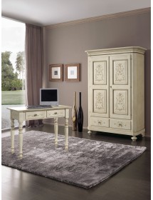 MOBILI 2G - Armadio 2 porte classico in legno avorio shabby 135x63x203 (1467) vista frontale