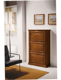 MOBILI 2G -  SCARPIERA 3 ANTE IN LEGNO MASSELLO TINTA NOCE L.80 x P.30 H.130 vista frontale