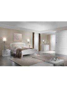 MOBILI 2G - Comodino classico 2 cassetti legno shabby bianco 63x39x54 vista frontale camera completa