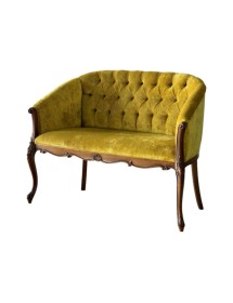 MOBILI 2G - Divano classico 2 posti legno imbottito tessuto senape 123X62X90 VISTA FRONTALE