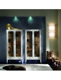 MOBILI 2G - Vetrina classica 2 porte legno bianco shabby 83X36X170 vista frontale