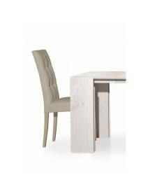 MOBILI 2G - SET 2 SEDIE IN ECOPELLE CAPITONNÈ CON BOTTONI GRIGIO vista laterale