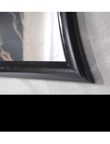 1 Specchiera laccato nero lucido sagomata Misure: 63 x 63 x 3