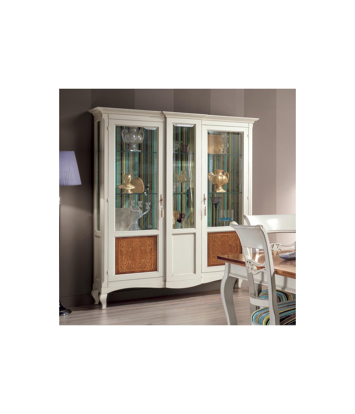 MOBILI 2G - Vetrina classica 2 porte legno intarsio floreale bianco shabby 163X45X207 VISTA FRONTALE