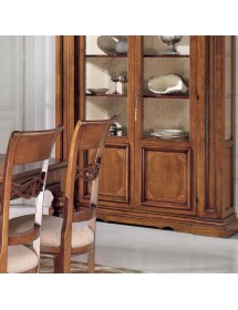 MOBILI 2G -  Soggiorno Classico Completo Legno intarsio Bassano vista frontale vetrina