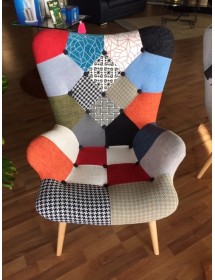 MOBILI 2G - Poltrona moderna Design Patchwork imbottita 70x78x96 vista frontale