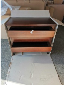 MOBILI 2G - Gruppo 1 Cassettiera 2 Comodini arte povera tinta noce vista frontale cassetti aperti