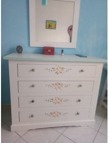 MOBILI 2G - Cassettiera 4 cassetti legno shabby bianco decori 115x50X90 vista frontale
