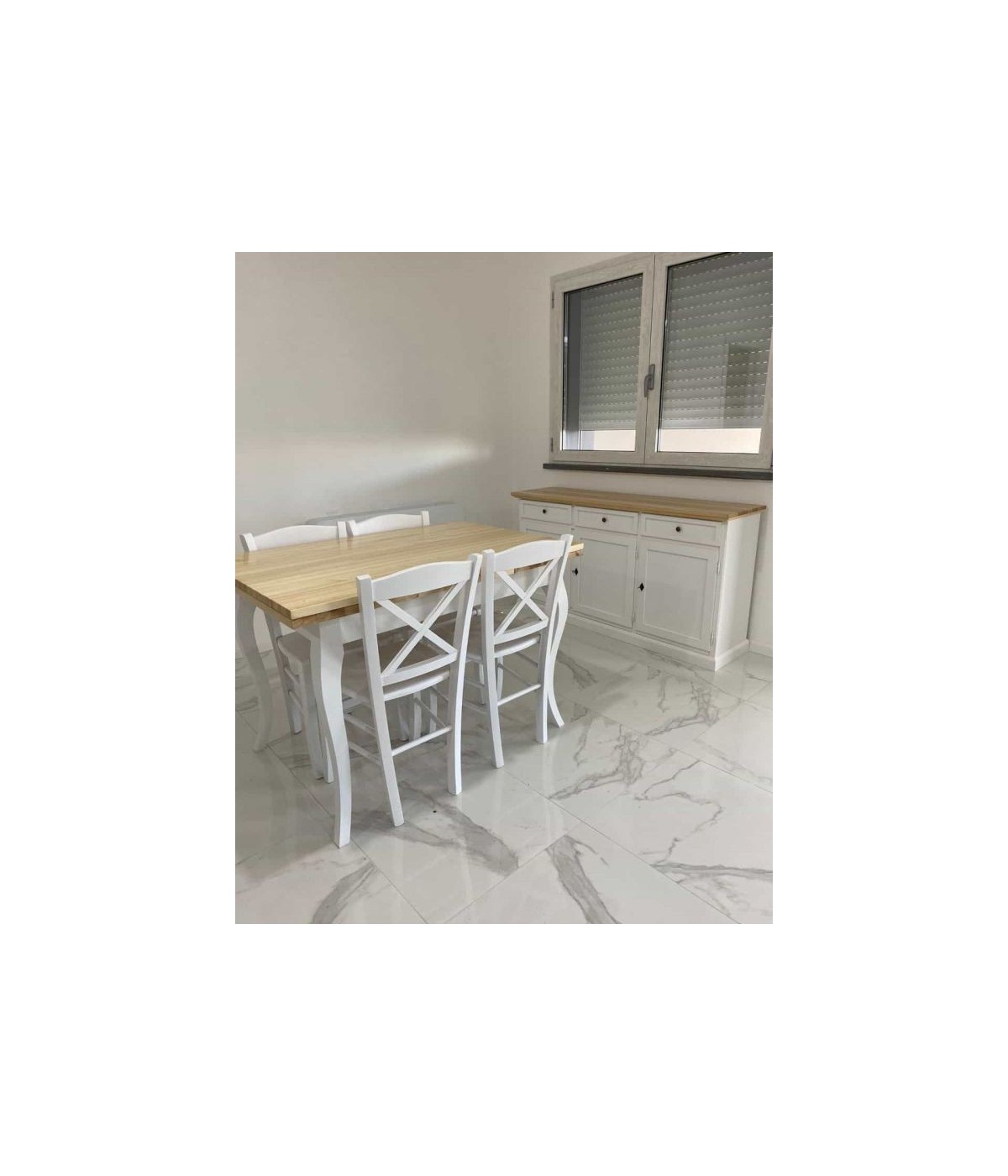 MOBILI 2G - Composizione soggiorno 1 tavolo 4 sedie 1 credenza legno shabby bicolore VISTA FRONTALE