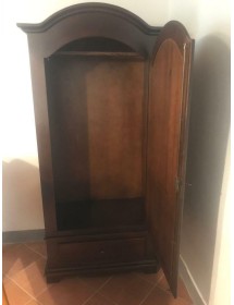 MOBILI 2G - Armadio arte povera 1 porta legno noce foglia oro 96x56x196H vista frontale