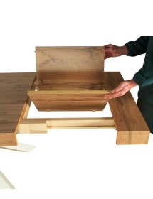 MOBILI 2G - TAVOLO CON 2 ALLUNGHE, FINITURA ROVERE NODATO (1616) vista frontale