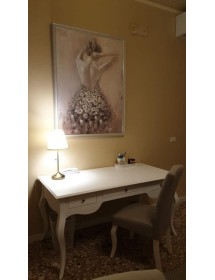 MOBILI 2G - SCRIVANIA ARTE POVERA 3 CASSETTI LEGNO BIANCO 130x75x80 (1354) vista frontale