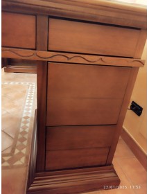 MOBILI 2G - SCRIVANIA PORTA PC ARTE POVERA IN LEGNO TINTA NOCE 160X80X87 vista frontale