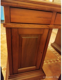 MOBILI 2G - SCRIVANIA PORTA PC ARTE POVERA IN LEGNO TINTA NOCE 160X80X87 vista frontale