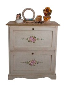 MOBILI 2G -  Scarpiera 2 ante ribalta legno shabby avorio anticato filo oro 79X30X90 vista frontale