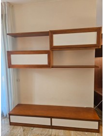 MOBILI 2G - Parete attrezzata in legno shabby chic bianco avorio e noce 209x36/45x220 VISTA FRONTALE