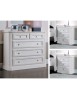 MOBILI 2G -  Gruppo cassettiera e due comodini legno shabby bianco spazzolato vista frontale