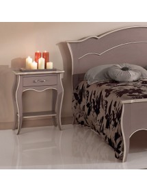 MOBILI 2G -  Gruppo cassettiera e due comodini legno shabby tortora filo avorio (1479+1480) vista frontale