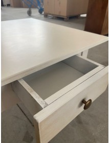 MOBILI 2G - Tavolino quadrato 1 cassetto shabby legno bianco anticato 57x57x52 vista frontale